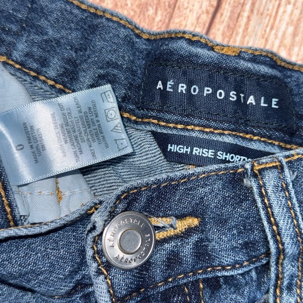 Aeropostale High Rise Denim Shorts Distressed Ripped Frayed Hem - Picture 3 of 3